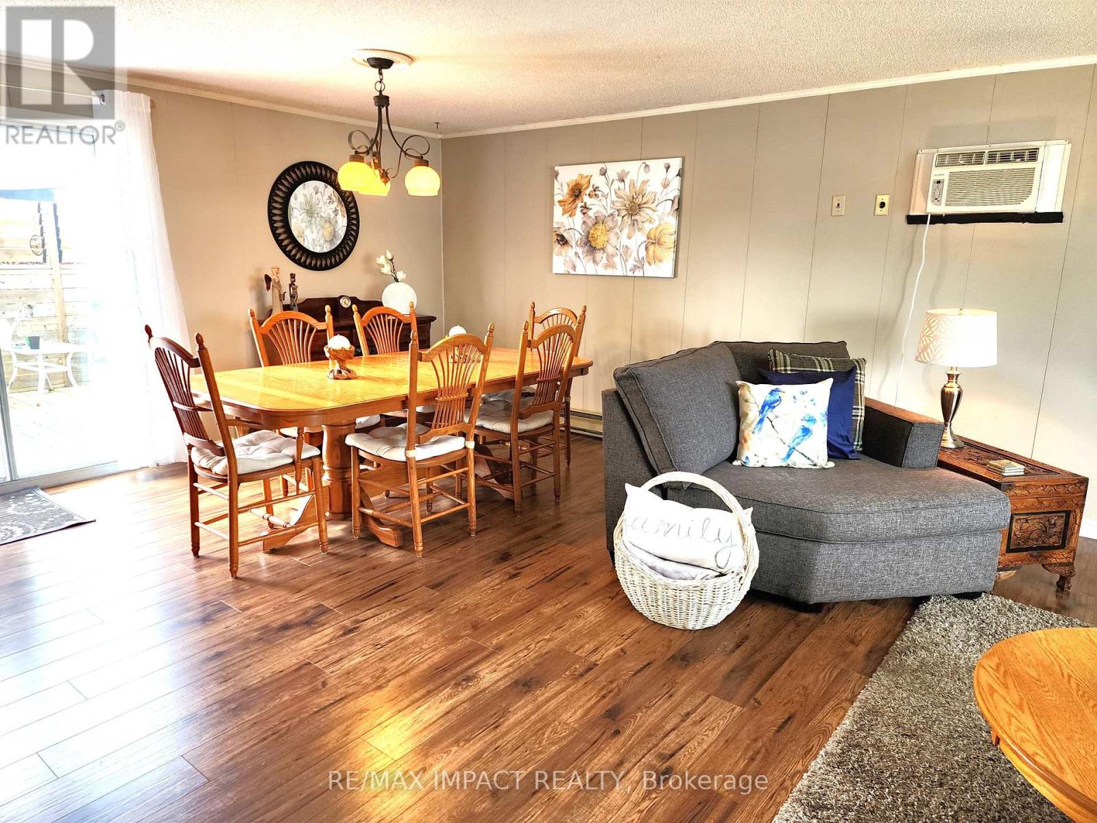 4 Champlain Court, Clarington, Ontario L1B 1A5 - Photo 7 - E12564514