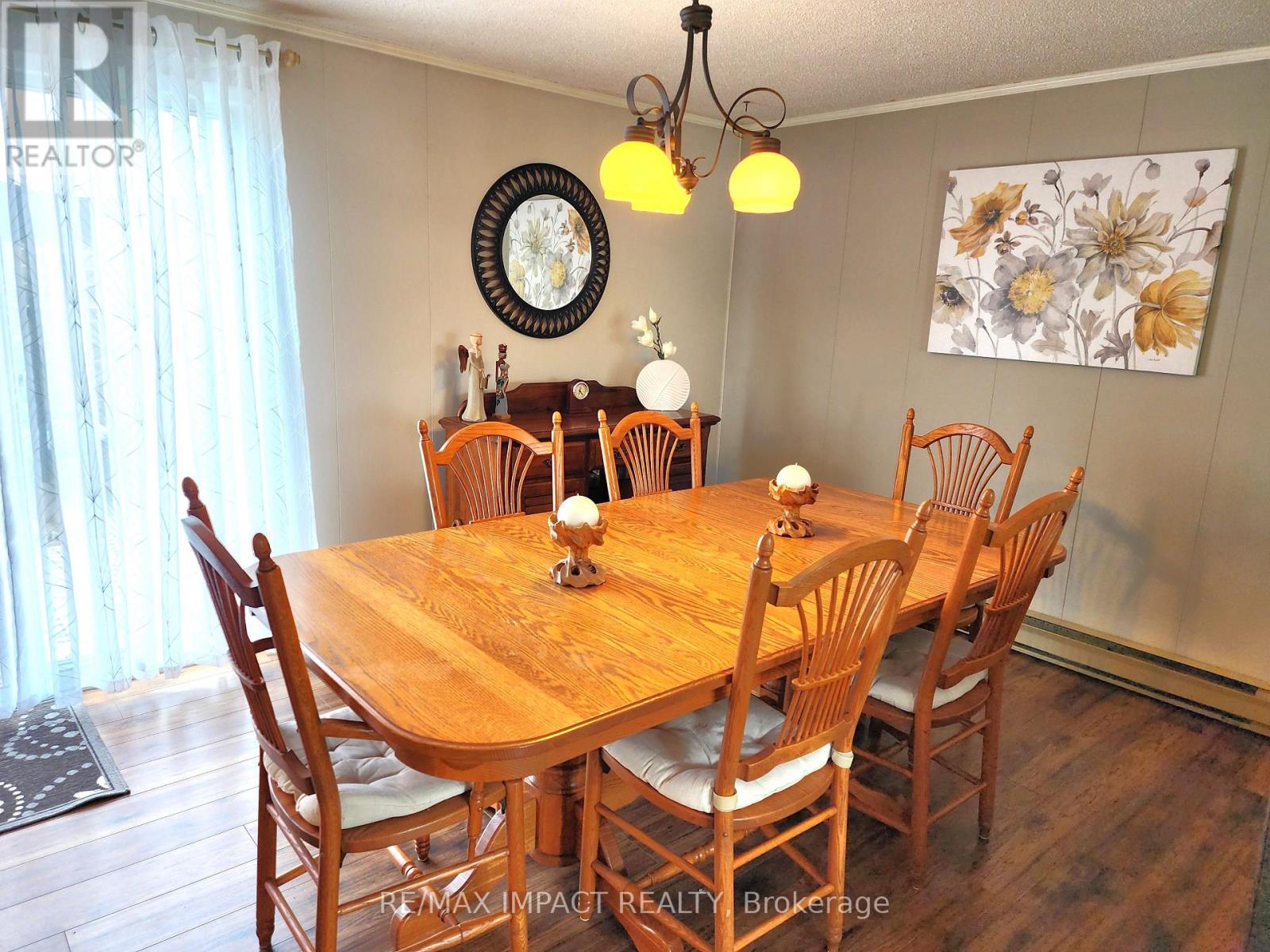 4 Champlain Court, Clarington, Ontario L1B 1A5 - Photo 8 - E12564514