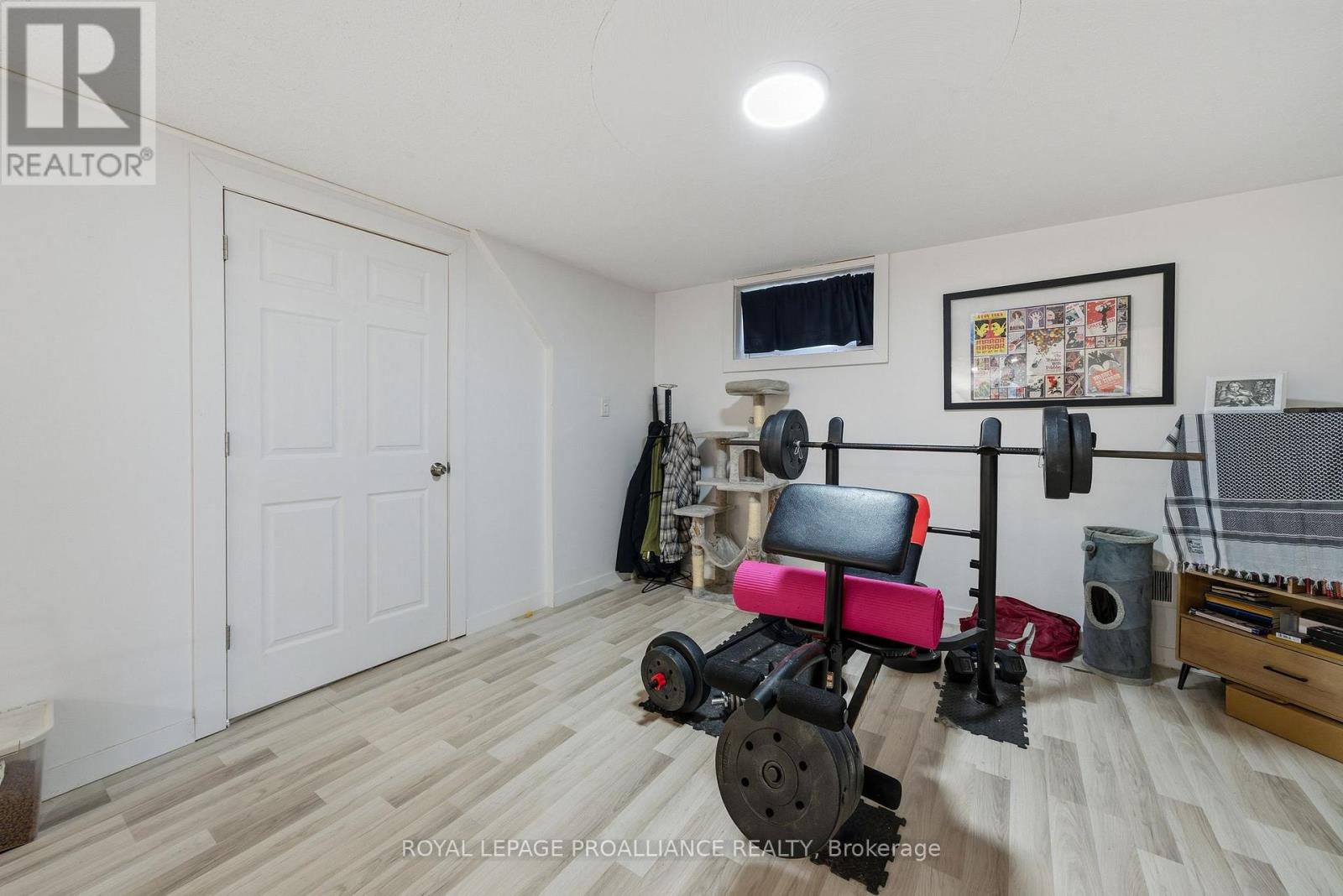 81 Crestview Avenue, Belleville, Ontario K8N 1W6 - Photo 28 - X12564372