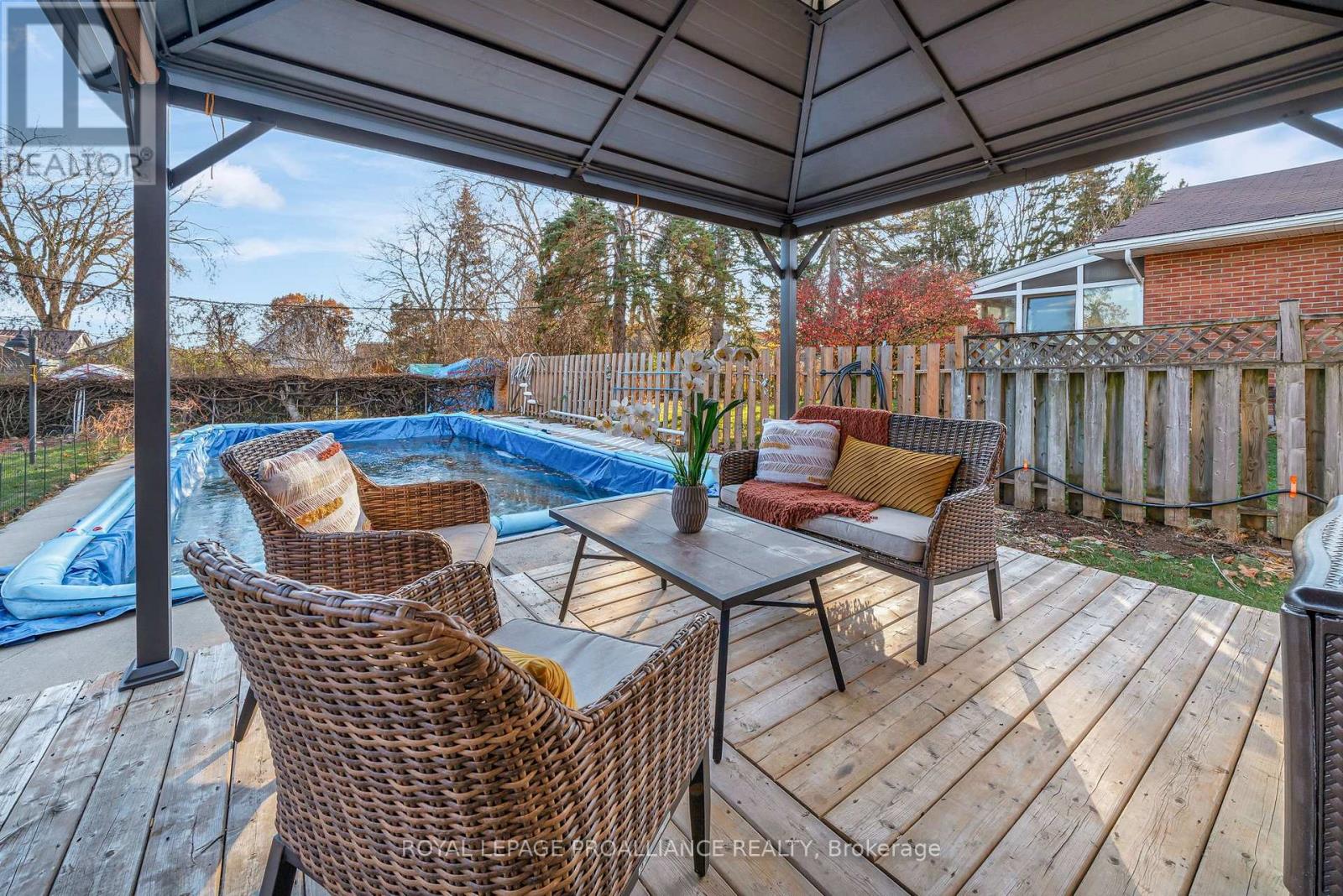 81 Crestview Avenue, Belleville, Ontario K8N 1W6 - Photo 38 - X12564372