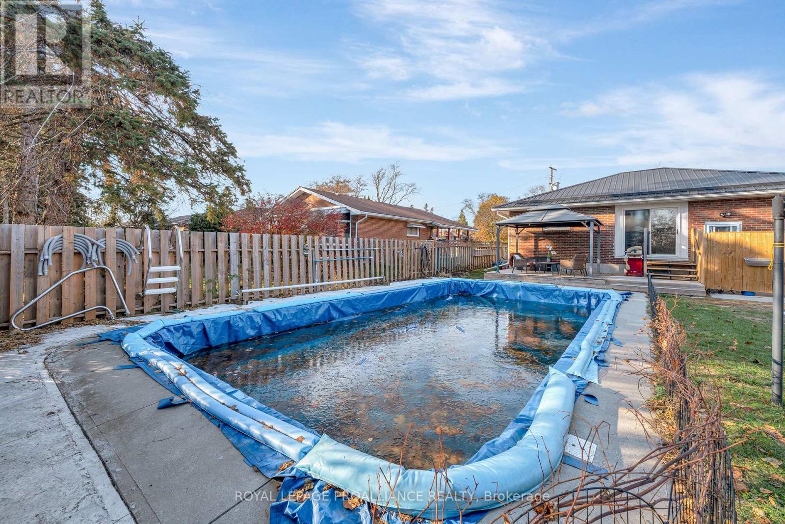 81 Crestview Avenue, Belleville, Ontario K8N 1W6 - Photo 39 - X12564372