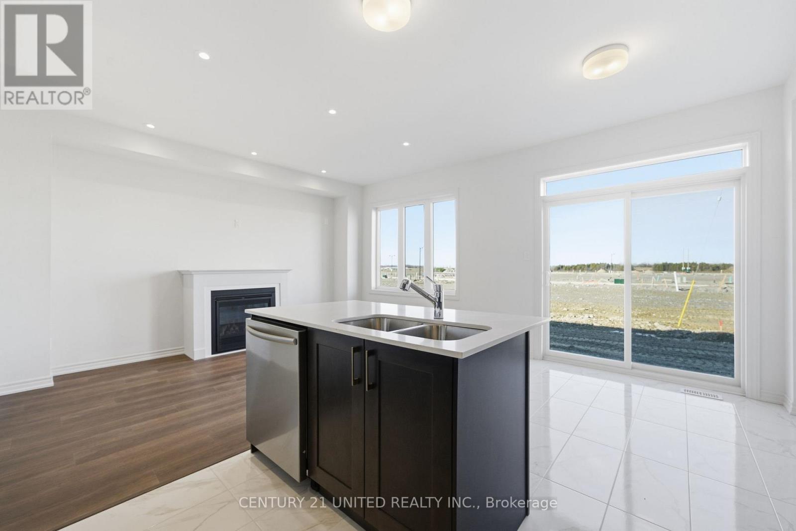 132 Sanderson Drive, Kawartha Lakes, Ontario K9V 0S7 - Photo 19 - X12564488