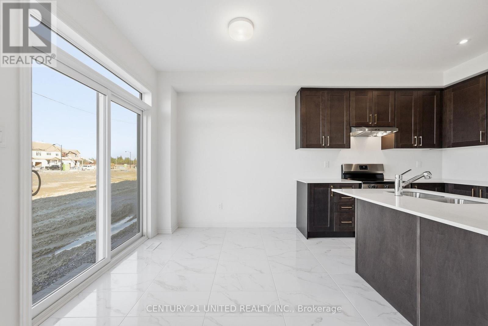 132 Sanderson Drive, Kawartha Lakes, Ontario K9V 0S7 - Photo 23 - X12564488