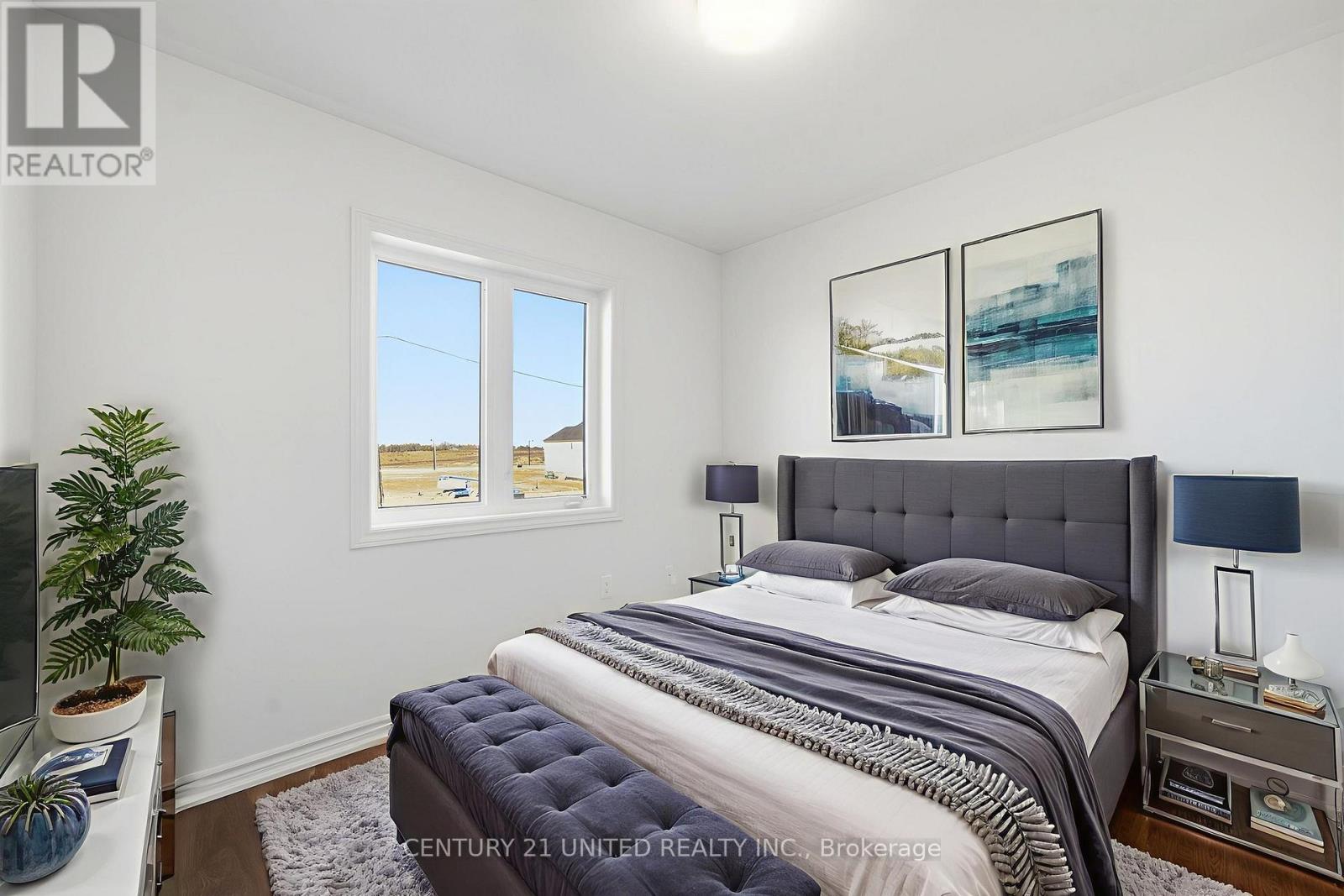 132 Sanderson Drive, Kawartha Lakes, Ontario K9V 0S7 - Photo 34 - X12564488