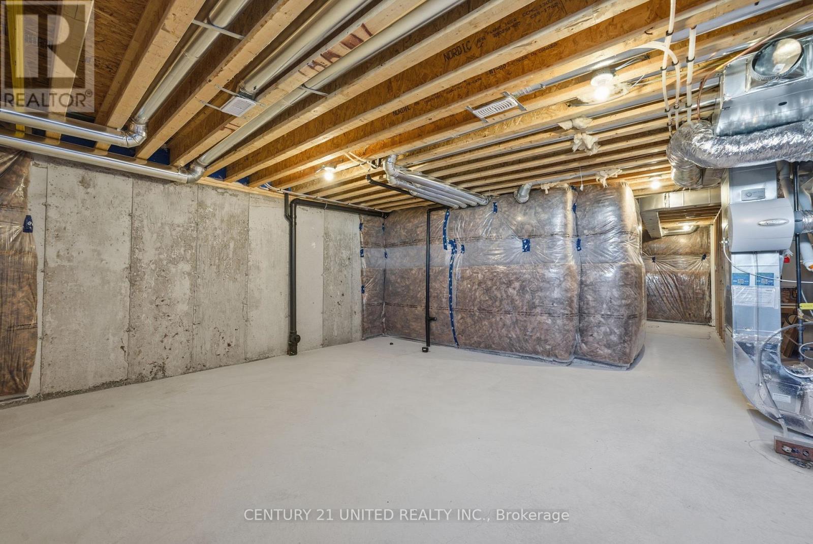 132 Sanderson Drive, Kawartha Lakes, Ontario K9V 0S7 - Photo 45 - X12564488