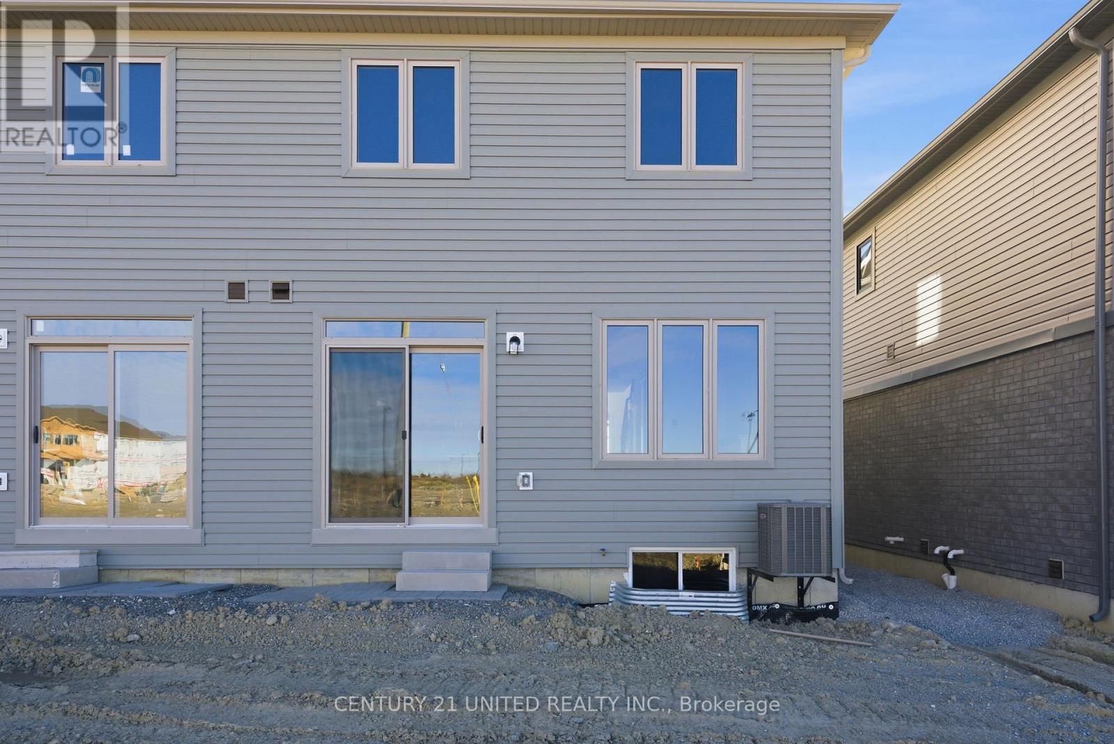 132 Sanderson Drive, Kawartha Lakes, Ontario K9V 0S7 - Photo 49 - X12564488