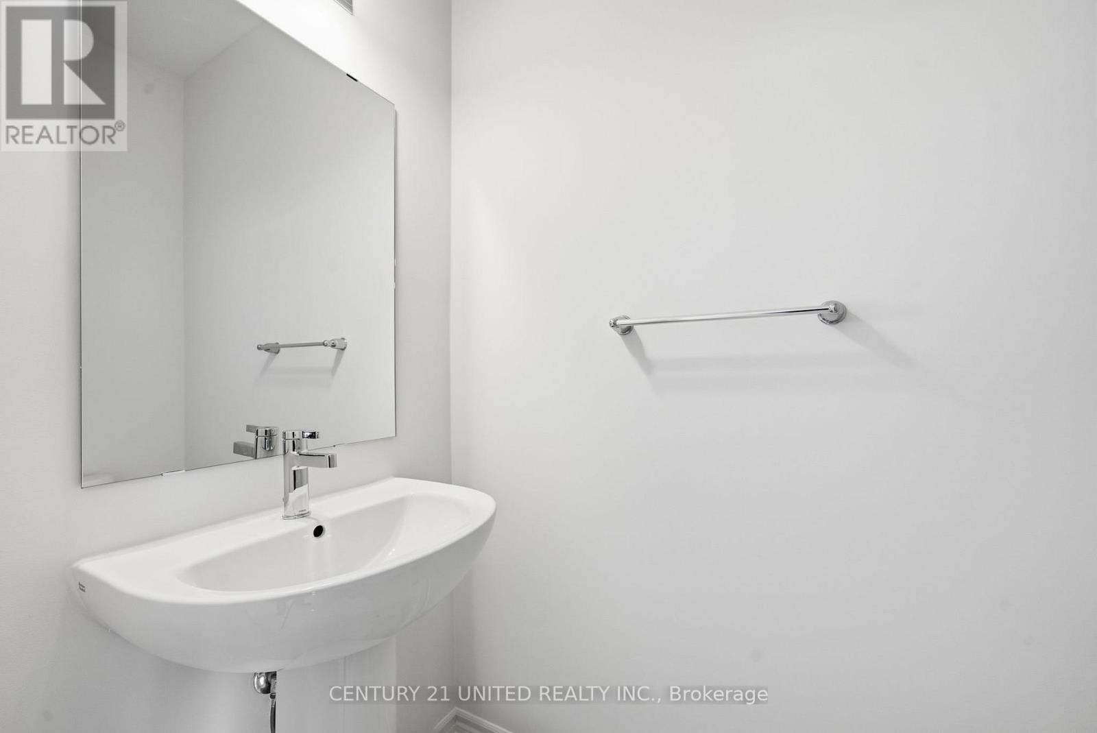 132 Sanderson Drive, Kawartha Lakes, Ontario K9V 0S7 - Photo 8 - X12564488