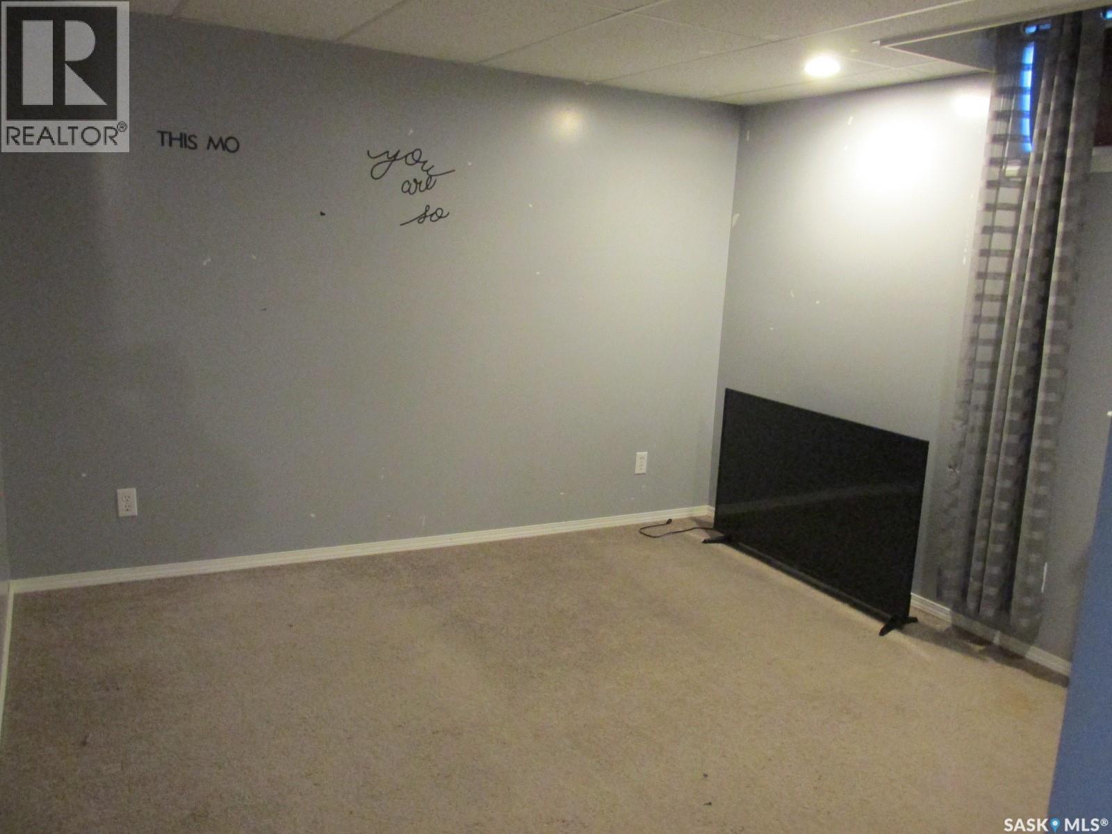 613 9th Avenue W, Nipawin, Saskatchewan  S0E 1E0 - Photo 36 - SK020489