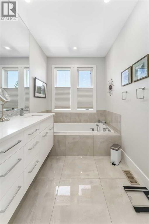 2432 32 Street Sw, Calgary, Alberta  T3E 2R7 - Photo 29 - A2270210