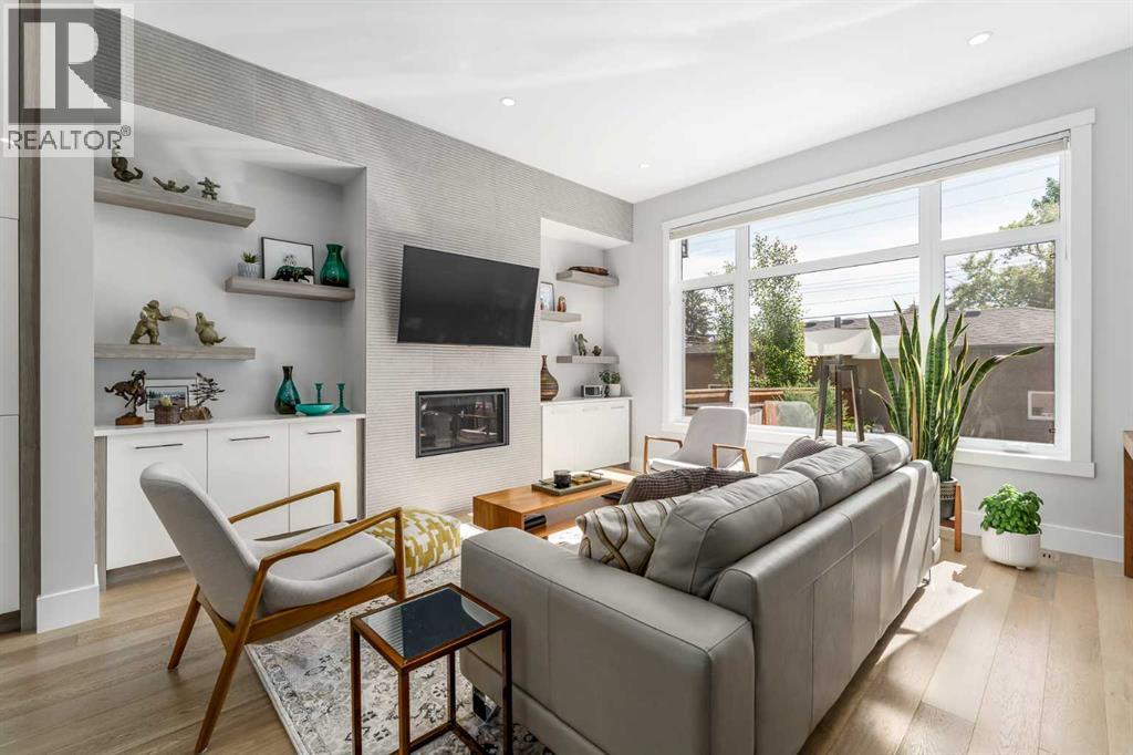 2432 32 Street Sw, Calgary, Alberta  T3E 2R7 - Photo 13 - A2270210