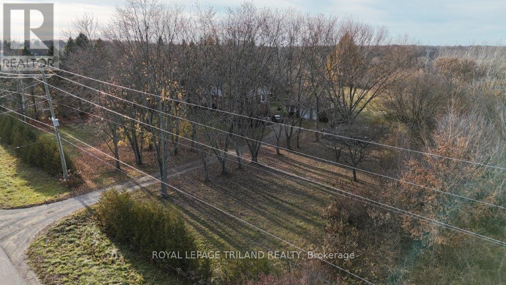 5069 East Road, Central Elgin, Ontario  N0L 2L0 - Photo 2 - X12564454