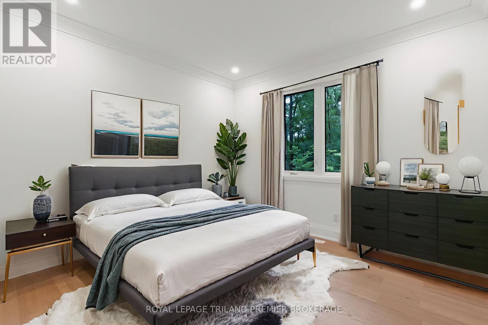 9940 Ontario Street, Lambton Shores, Ontario  N0M 2L0 - Photo 24 - X12564468