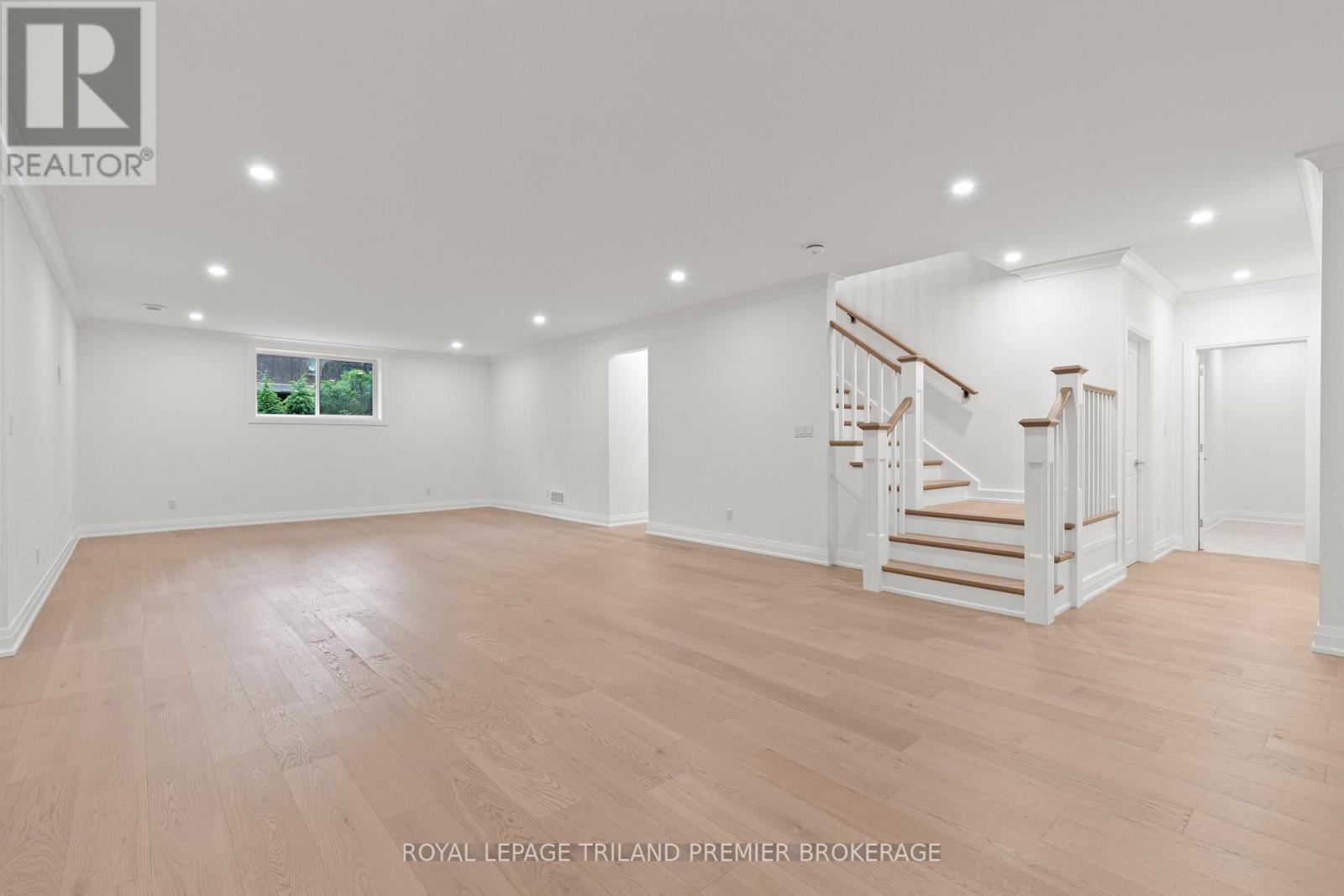 9940 Ontario Street, Lambton Shores, Ontario  N0M 2L0 - Photo 30 - X12564468