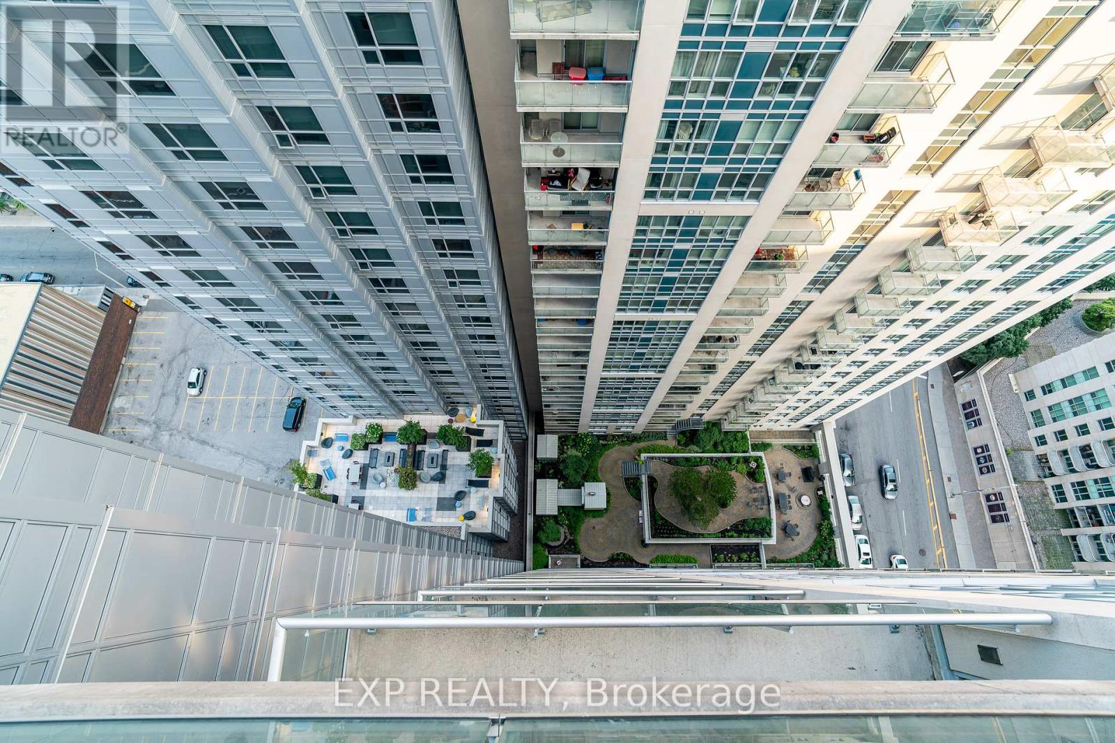 2606 - 242 Rideau Street, Ottawa, Ontario  K1N 0B7 - Photo 27 - X12564500