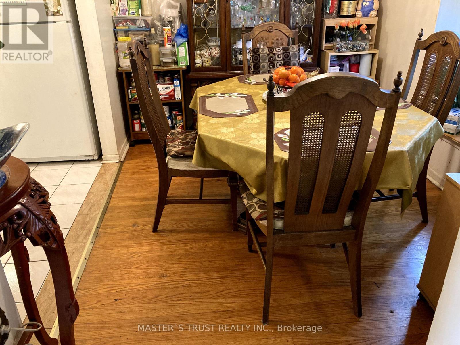 72 - 246 John Garland Boulevard, Toronto, Ontario M9V 1N8 - Photo 10 - W12381559