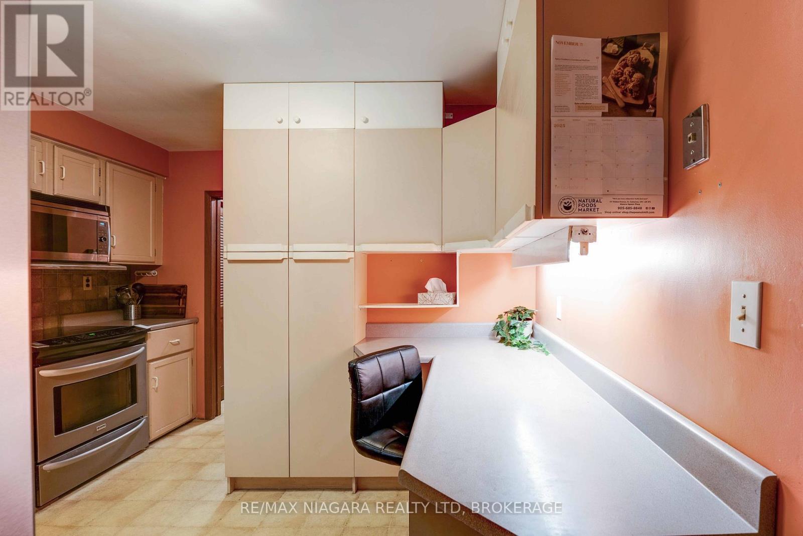 5 Rene Lane, St. Catharines, Ontario  L2P 3L3 - Photo 12 - X12564432