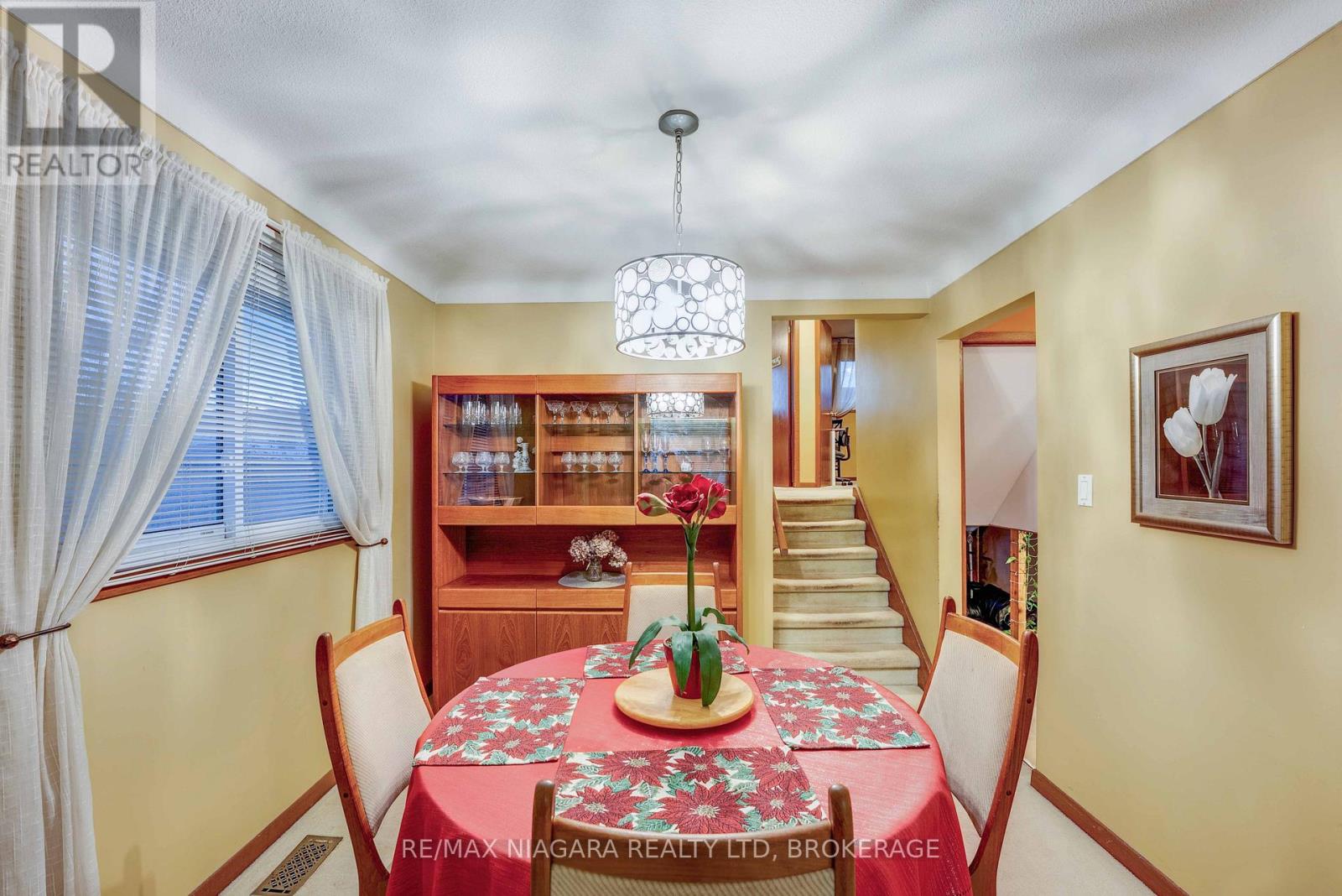 5 Rene Lane, St. Catharines, Ontario  L2P 3L3 - Photo 9 - X12564432