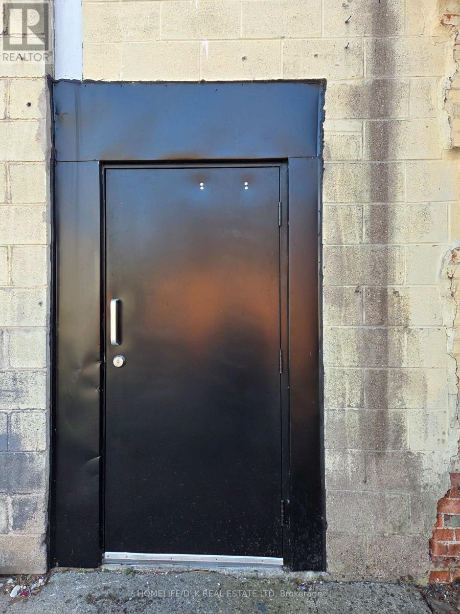 6 - 180 King Street E, Gananoque, Ontario  K7G 1G2 - Photo 3 - X12564394