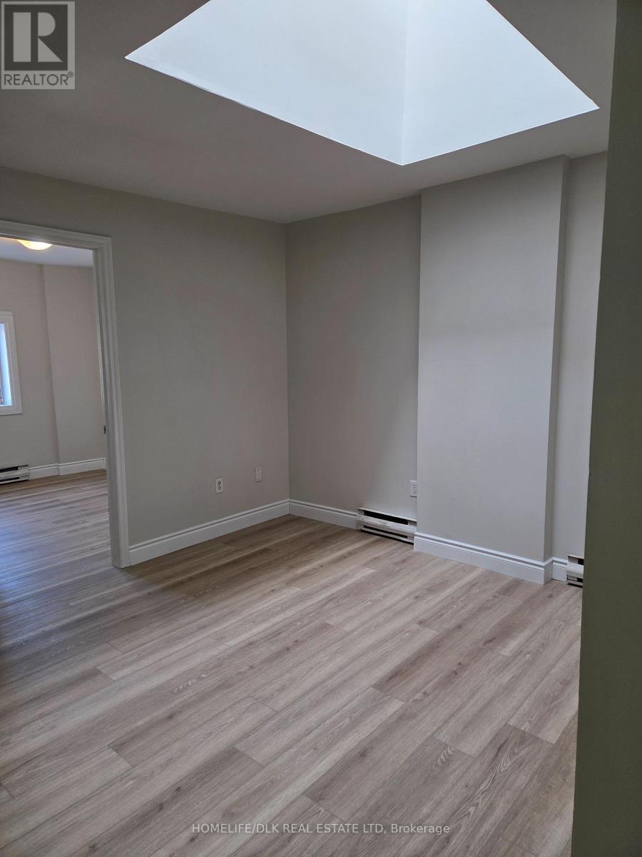 6 - 180 King Street E, Gananoque, Ontario  K7G 1G2 - Photo 7 - X12564394