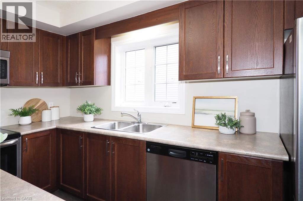 388 Old Huron Road Unit# 6c, Kitchener, Ontario  N2R 0J5 - Photo 10 - 40788301