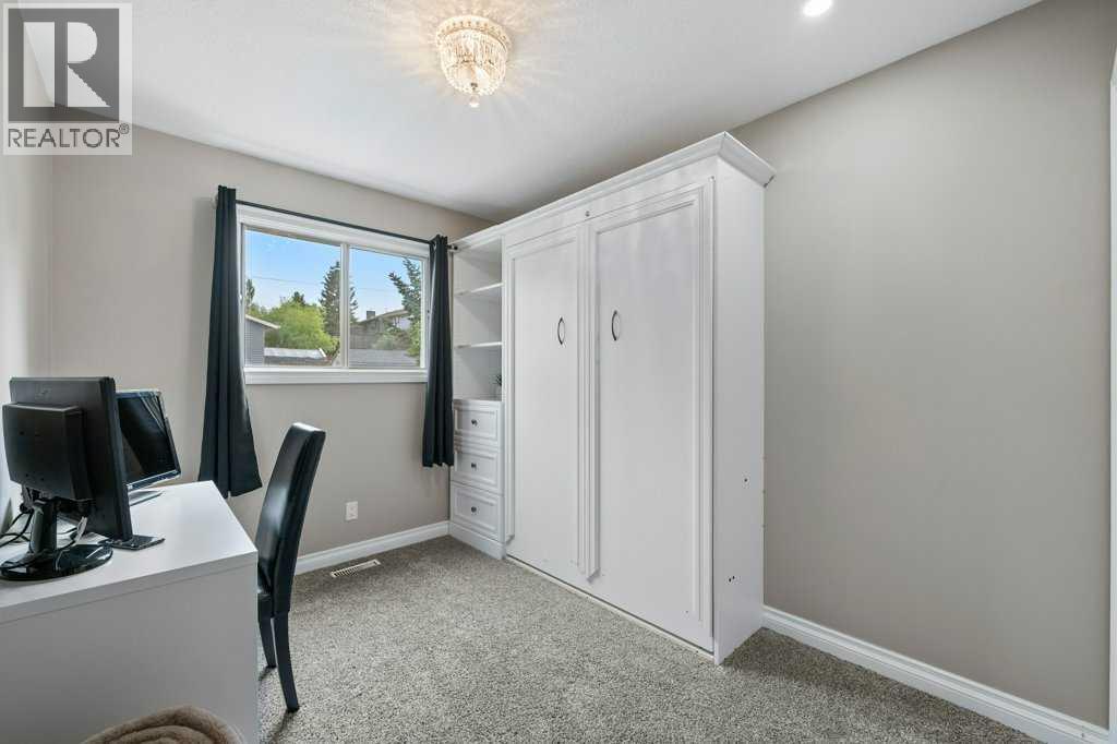 55 Macewan Drive Nw, Calgary, Alberta  T3K 2G2 - Photo 19 - A2250476