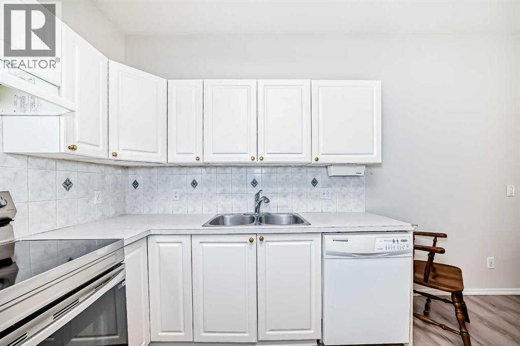 112, 2850 51 Street Sw, Calgary, Alberta  T3E 6S7 - Photo 5 - A2259945