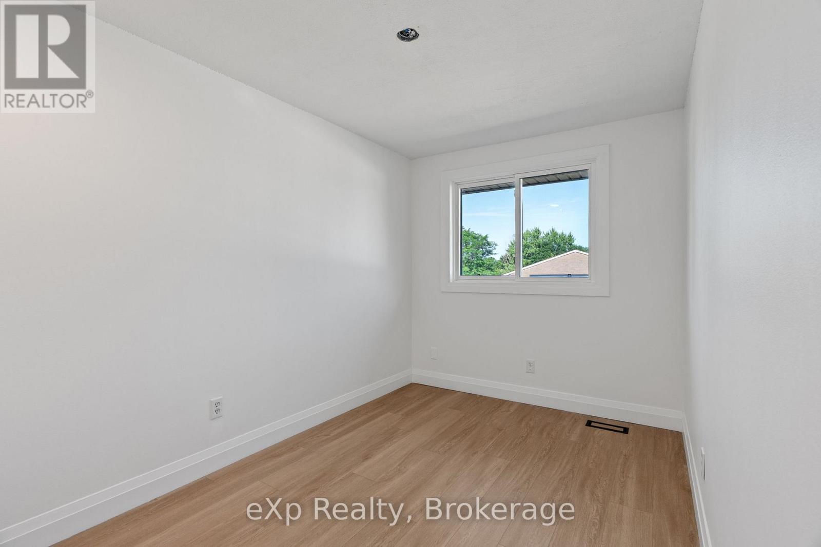 38 - 88 Avonwood Drive, Stratford, Ontario  N4Z 1B3 - Photo 22 - X12564478