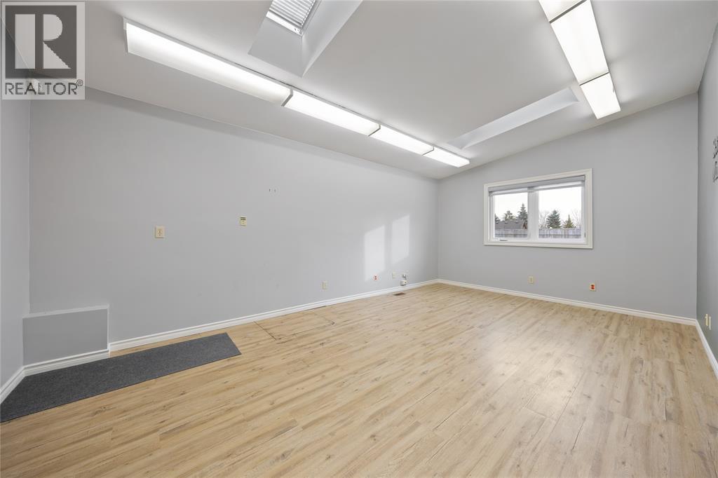 2109 London Line Unit# 30, Sarnia, Ontario  N7T 7H2 - Photo 13 - 25029299