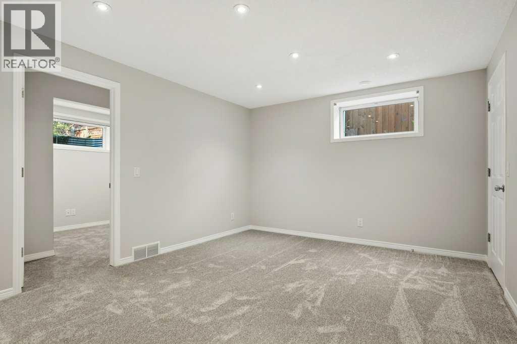 48 Panamount Crescent Nw, Calgary, Alberta  T3K 5L8 - Photo 38 - A2270896