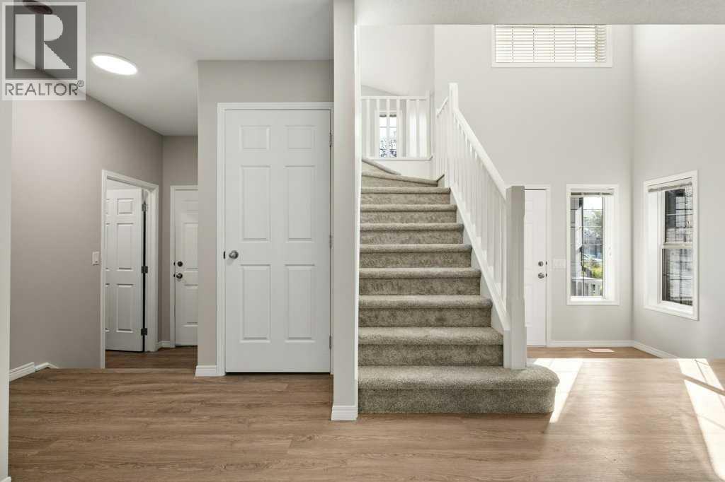 48 Panamount Crescent Nw, Calgary, Alberta  T3K 5L8 - Photo 18 - A2270896