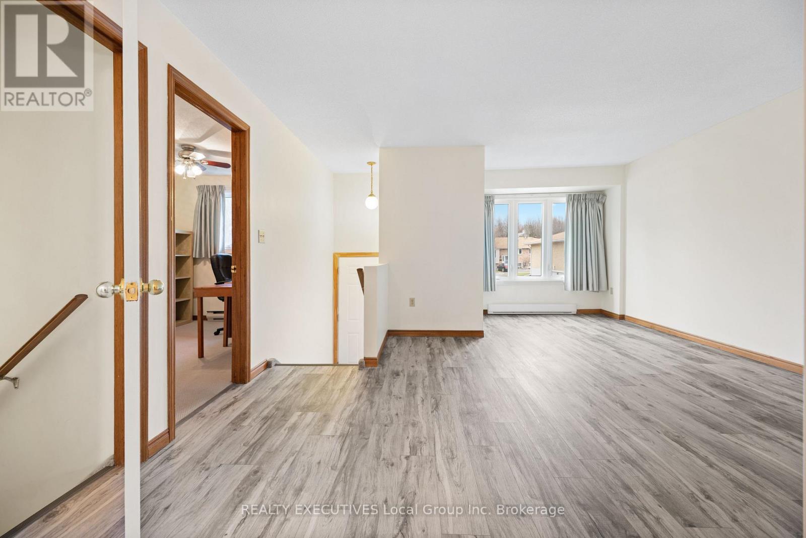 35 - 624 Lakeshore Drive, North Bay (Ferris), Ontario  P1A 2E8 - Photo 10 - X12160069