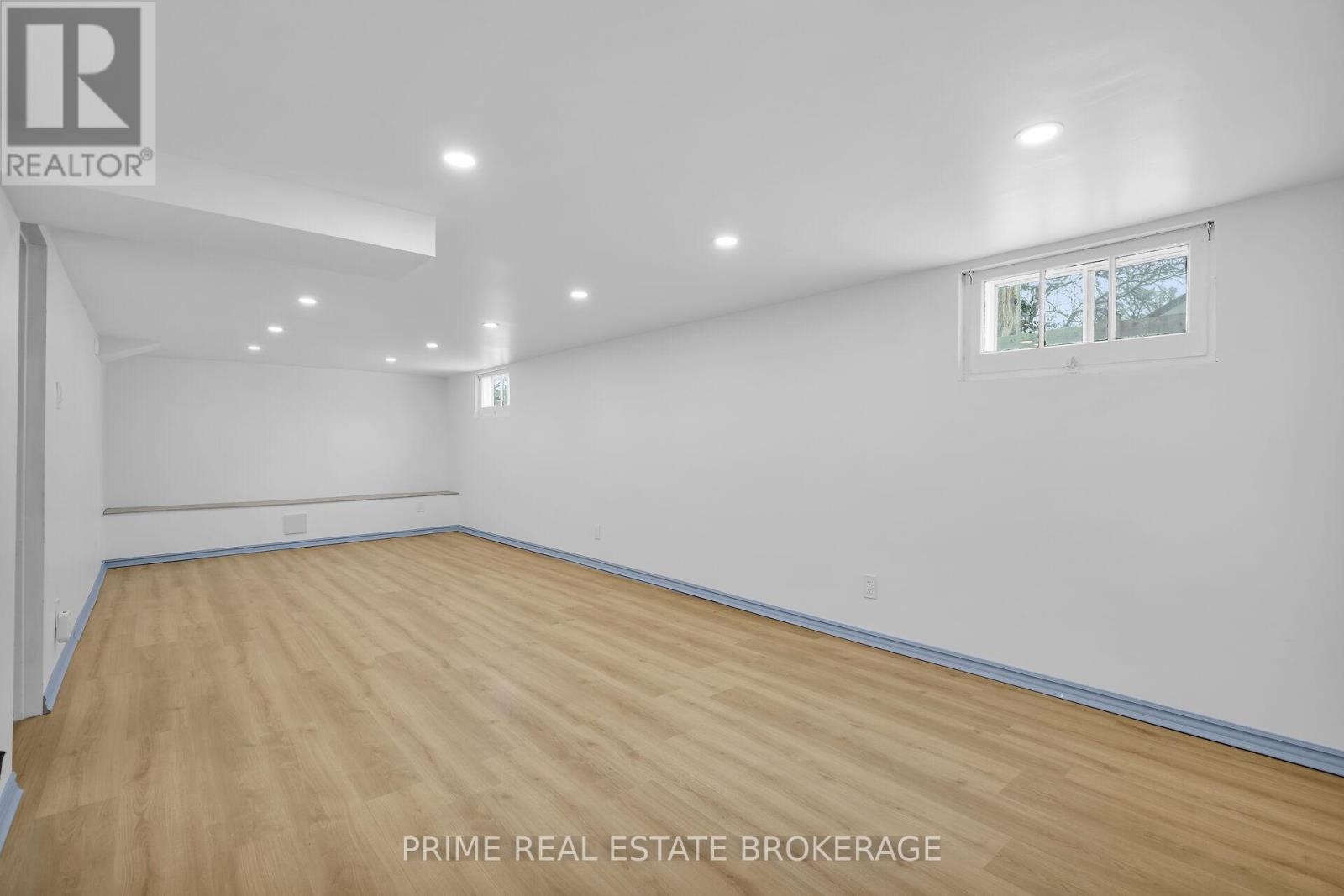 361 Spruce Street, London East, Ontario  N5W 4N9 - Photo 32 - X12562474