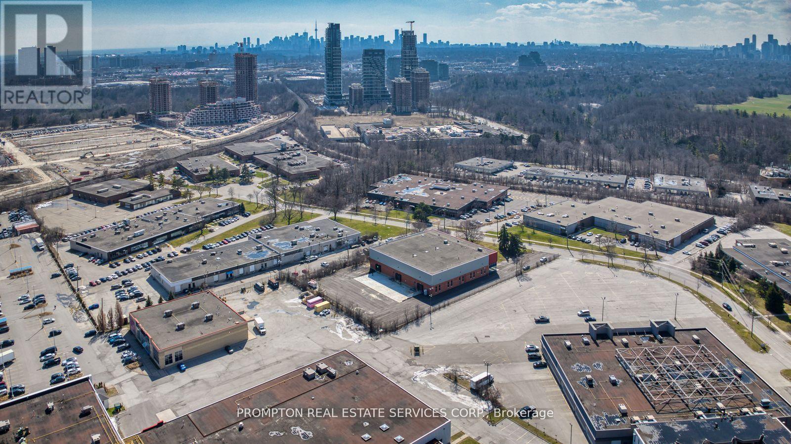 Unit 2 - 35 Prince Andrew Place, Toronto, Ontario  M3C 2H2 - Photo 14 - C12564422