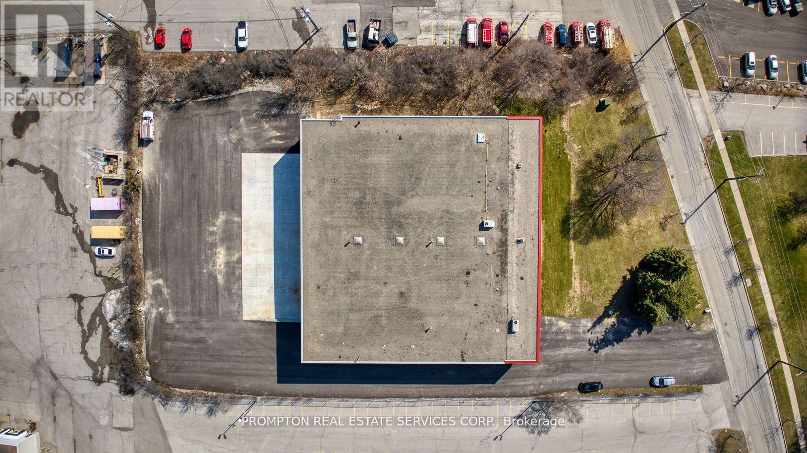 Unit 2 - 35 Prince Andrew Place, Toronto, Ontario  M3C 2H2 - Photo 21 - C12564422