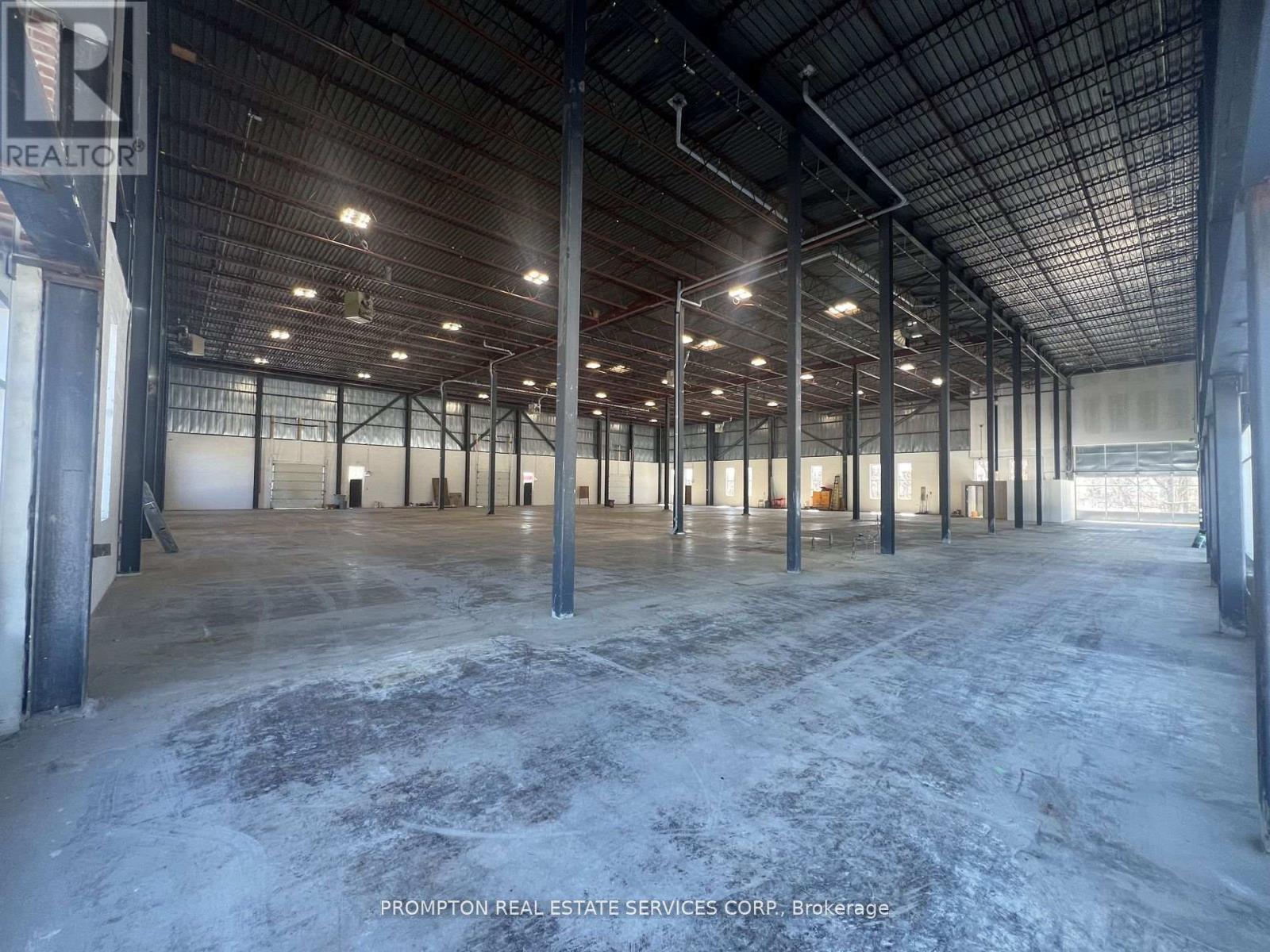 Unit 2 - 35 Prince Andrew Place, Toronto, Ontario  M3C 2H2 - Photo 6 - C12564422