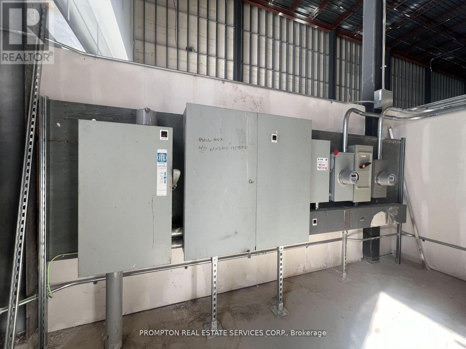 Unit 2 & 3 - 35 Prince Andrew Place, Toronto, Ontario  M3C 2H2 - Photo 7 - C12564464