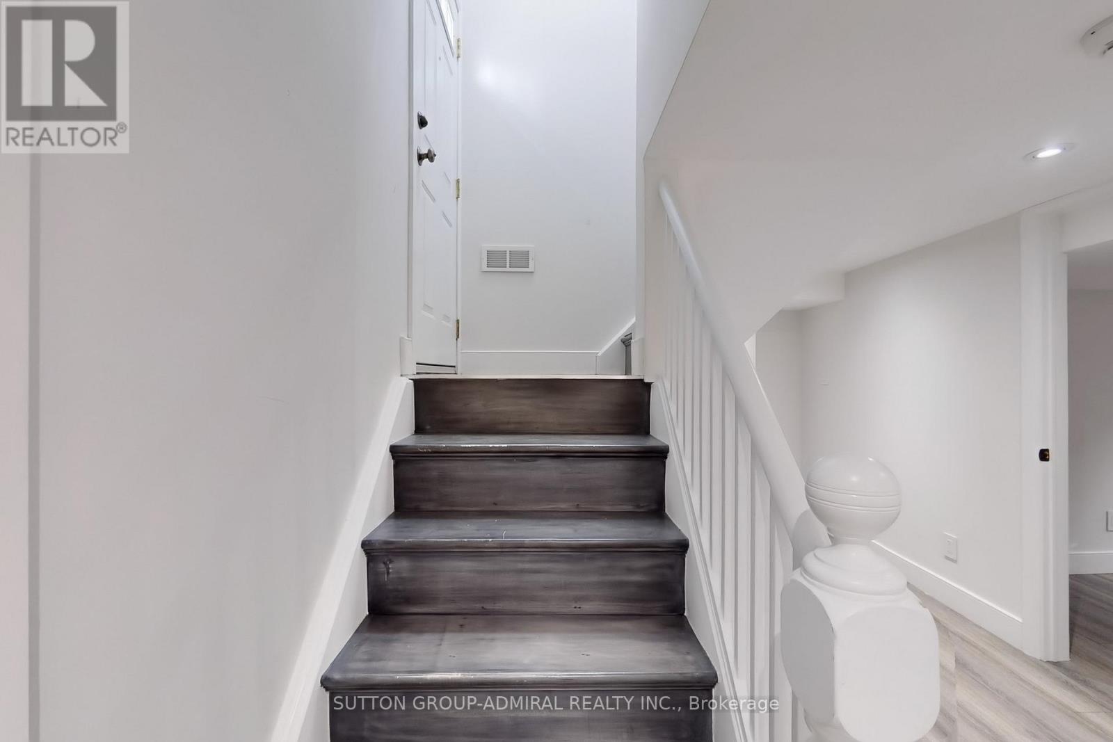 76 Ridgevale Drive, Toronto, Ontario  M6A 1L1 - Photo 31 - C12564480