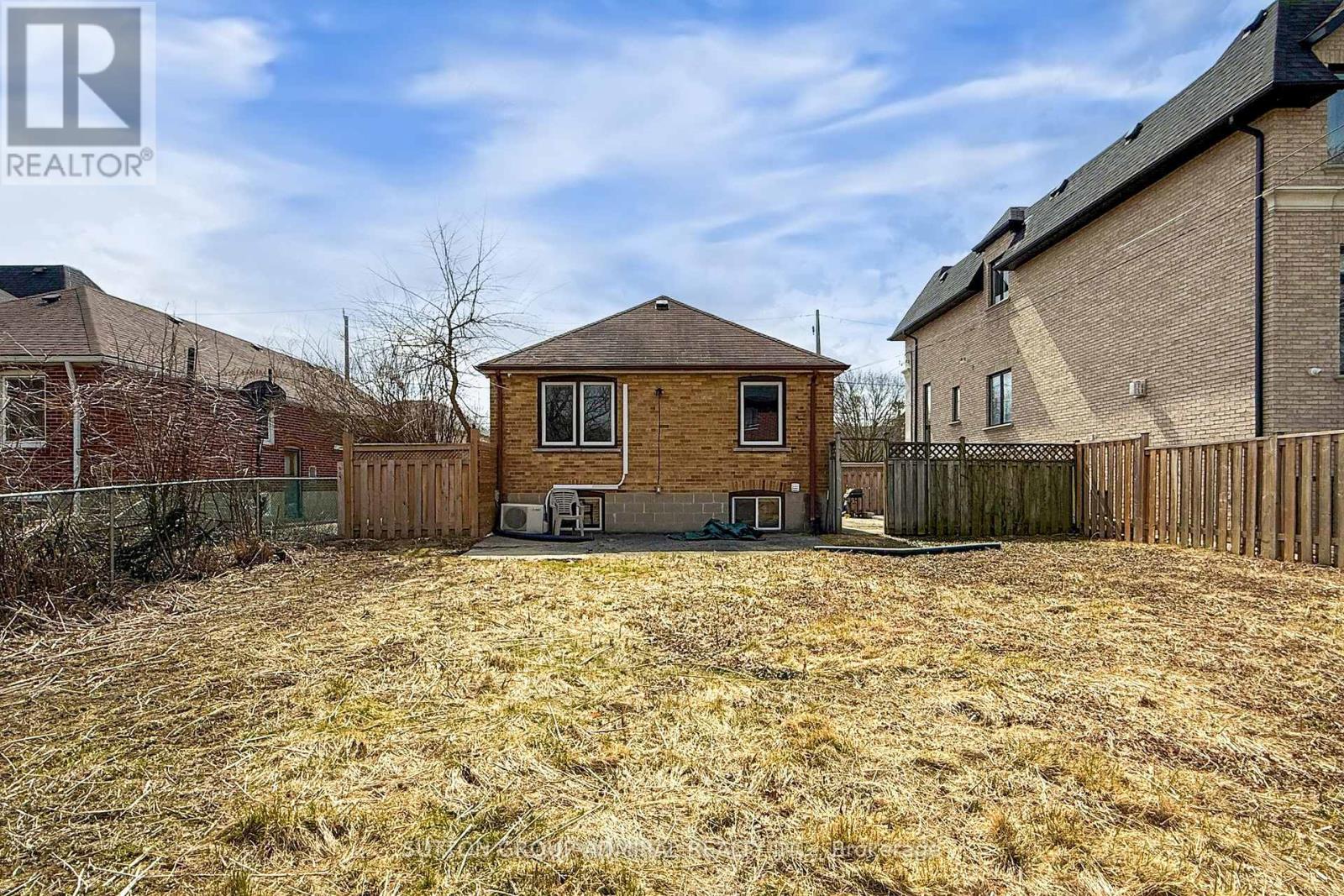 76 Ridgevale Drive, Toronto, Ontario  M6A 1L1 - Photo 44 - C12564480