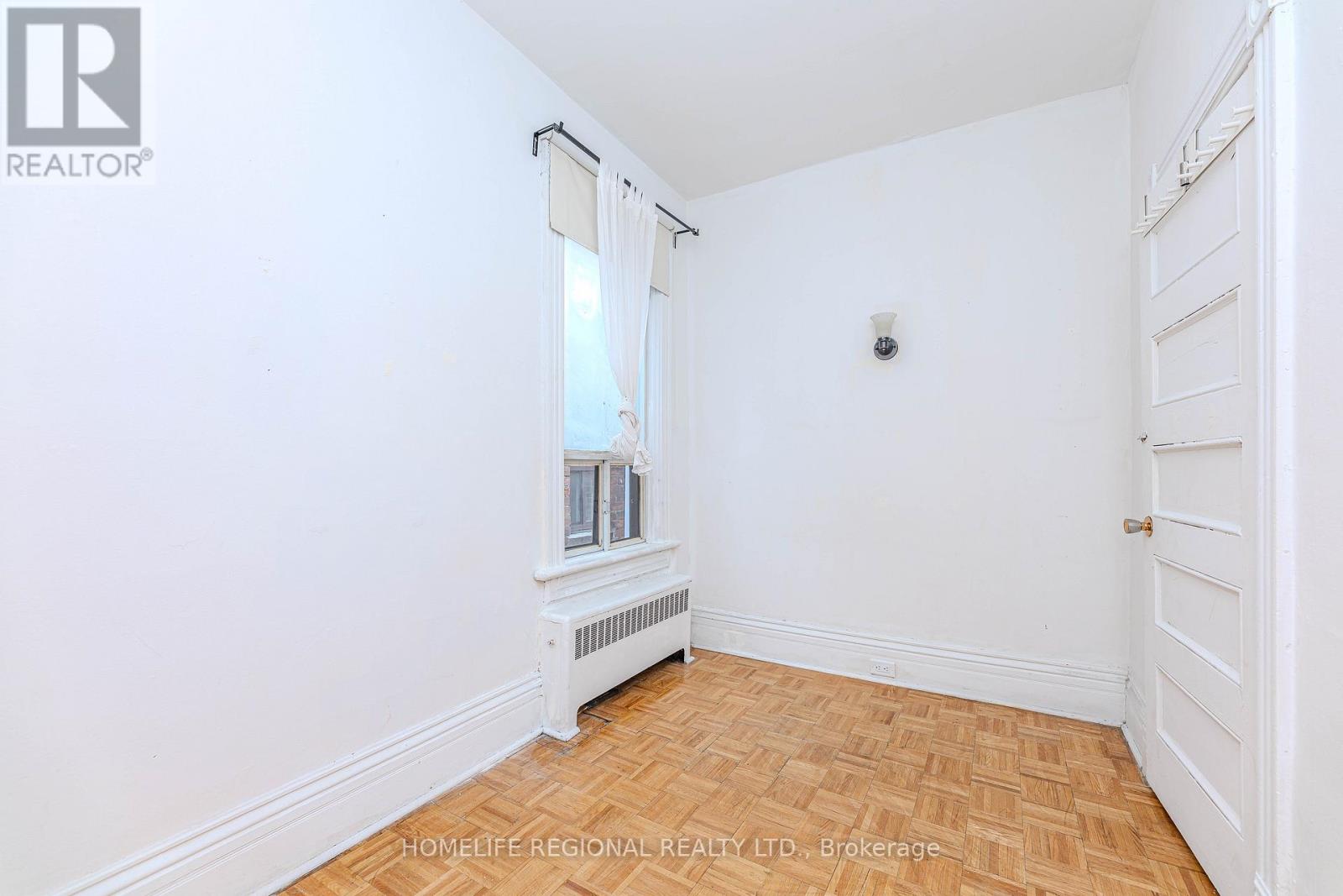 2nd Floor - 1573 Dundas Street W, Toronto, Ontario  M6K 1T9 - Photo 7 - C12564510
