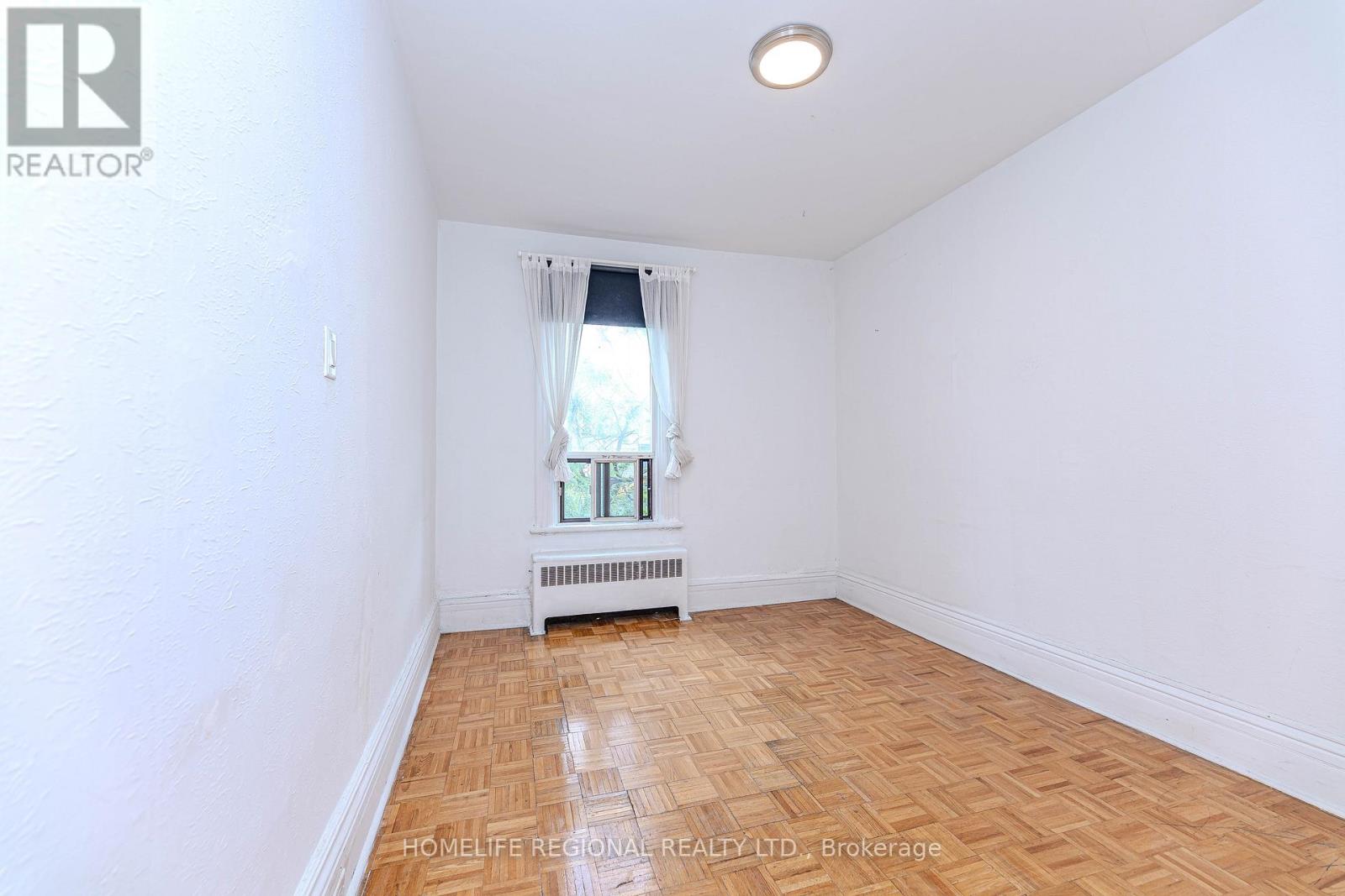 2nd Floor - 1573 Dundas Street W, Toronto, Ontario  M6K 1T9 - Photo 8 - C12564510