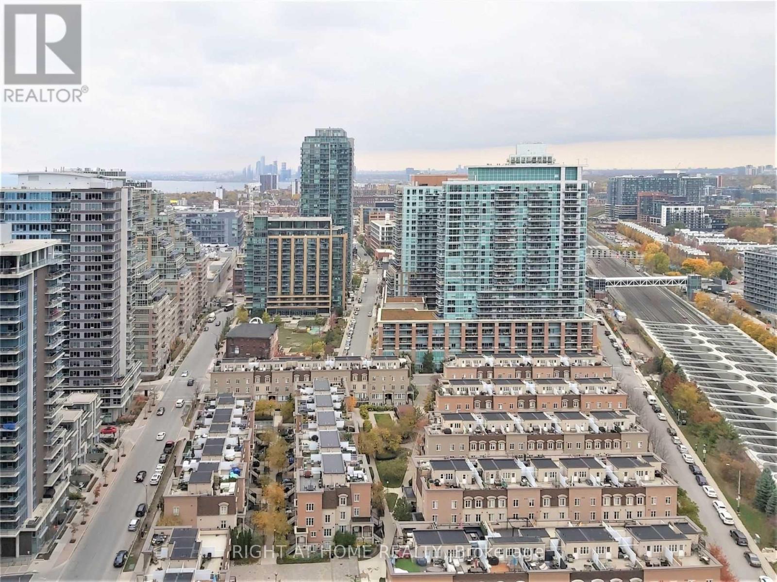 2910 - 19 Western Battery Road, Toronto, Ontario  M6K 0E3 - Photo 9 - C12564512