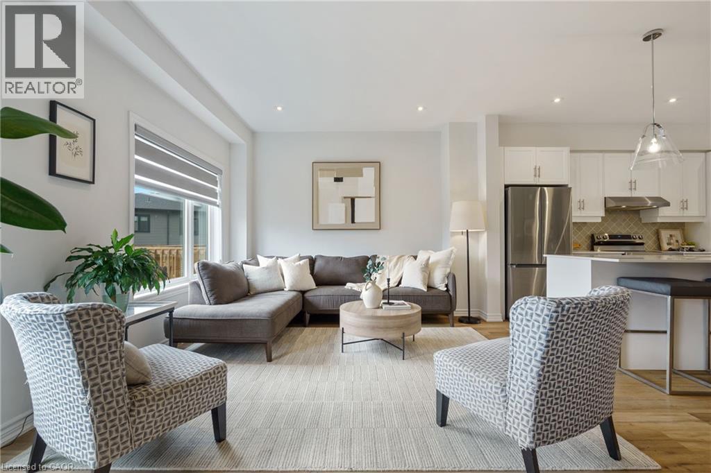 52 Cadwell Lane, Hamilton, Ontario  L9C 0E8 - Photo 6 - 40789693