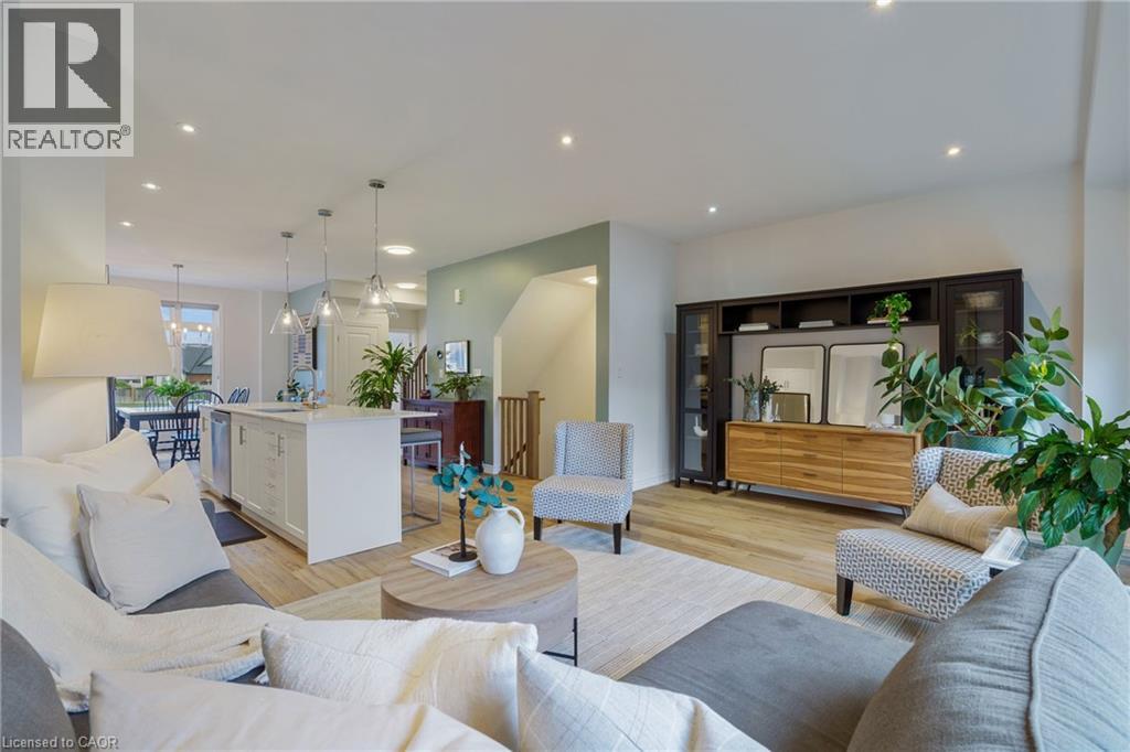 52 Cadwell Lane, Hamilton, Ontario  L9C 0E8 - Photo 8 - 40789693