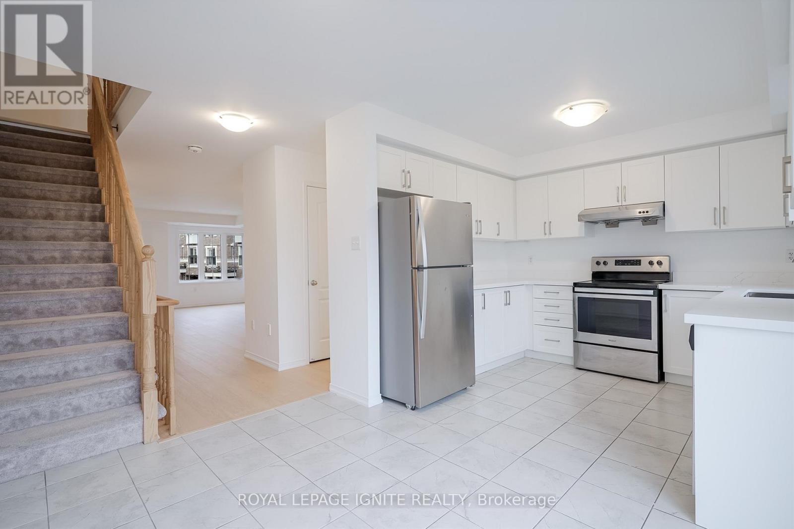 2655 Deputy Minister Path, Oshawa, Ontario  L1L 0M7 - Photo 12 - E12564366