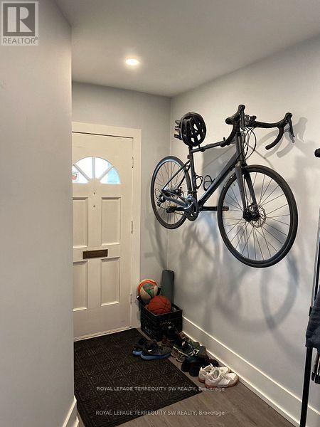 Main Fl - 102 Merrill Avenue E, Toronto, Ontario  M4C 1C7 - Photo 2 - E12564424