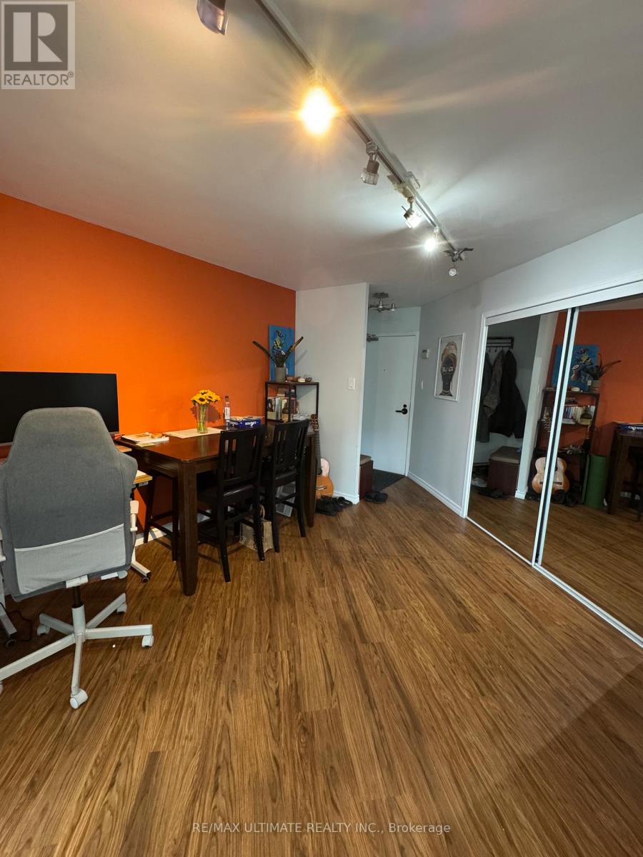 212 - 25 Maitland Street, Toronto, Ontario  M4Y 2W1 - Photo 3 - C12563692