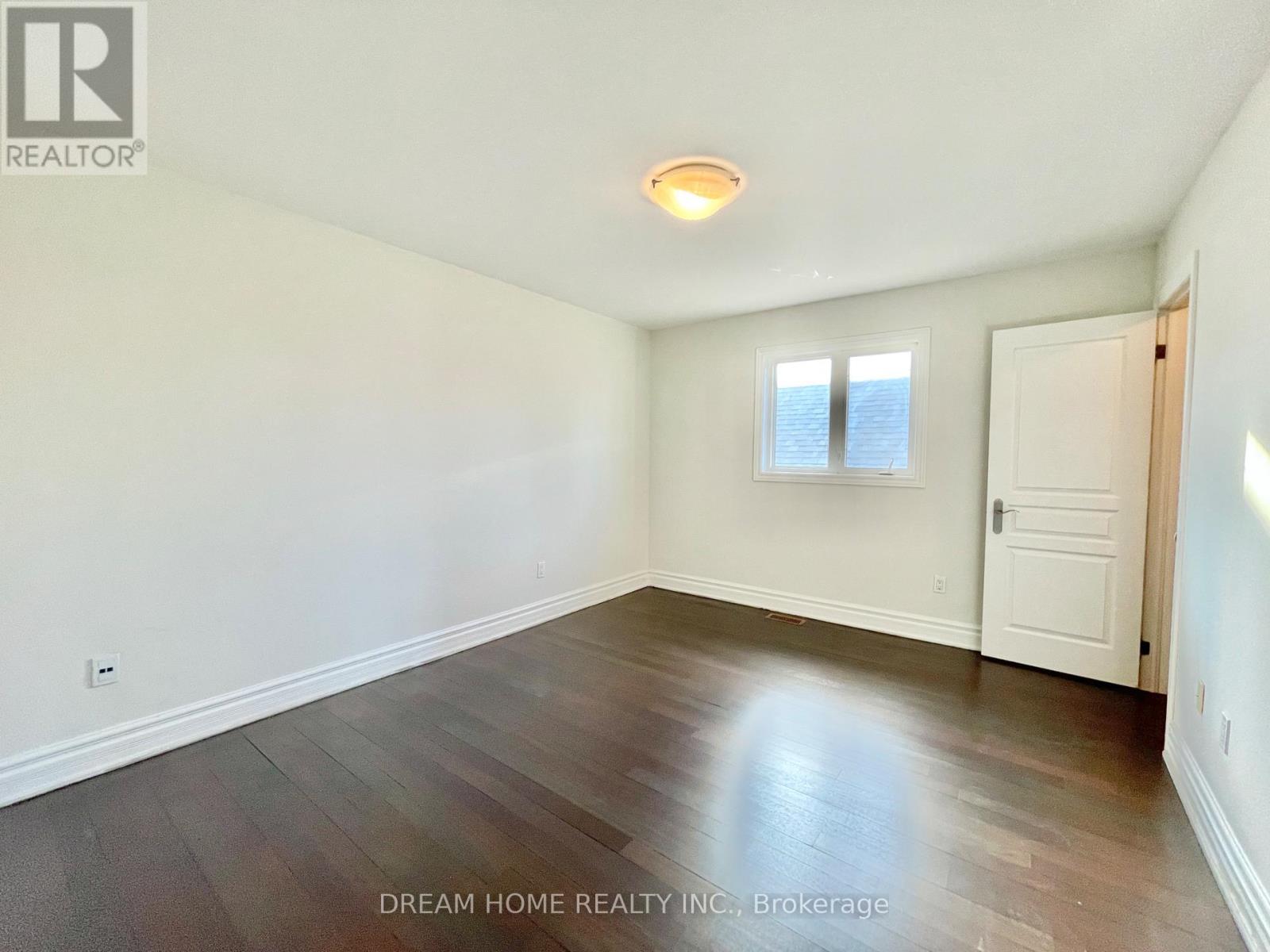 25a Oak Avenue, Richmond Hill, Ontario  L4C 6R5 - Photo 15 - N12564370