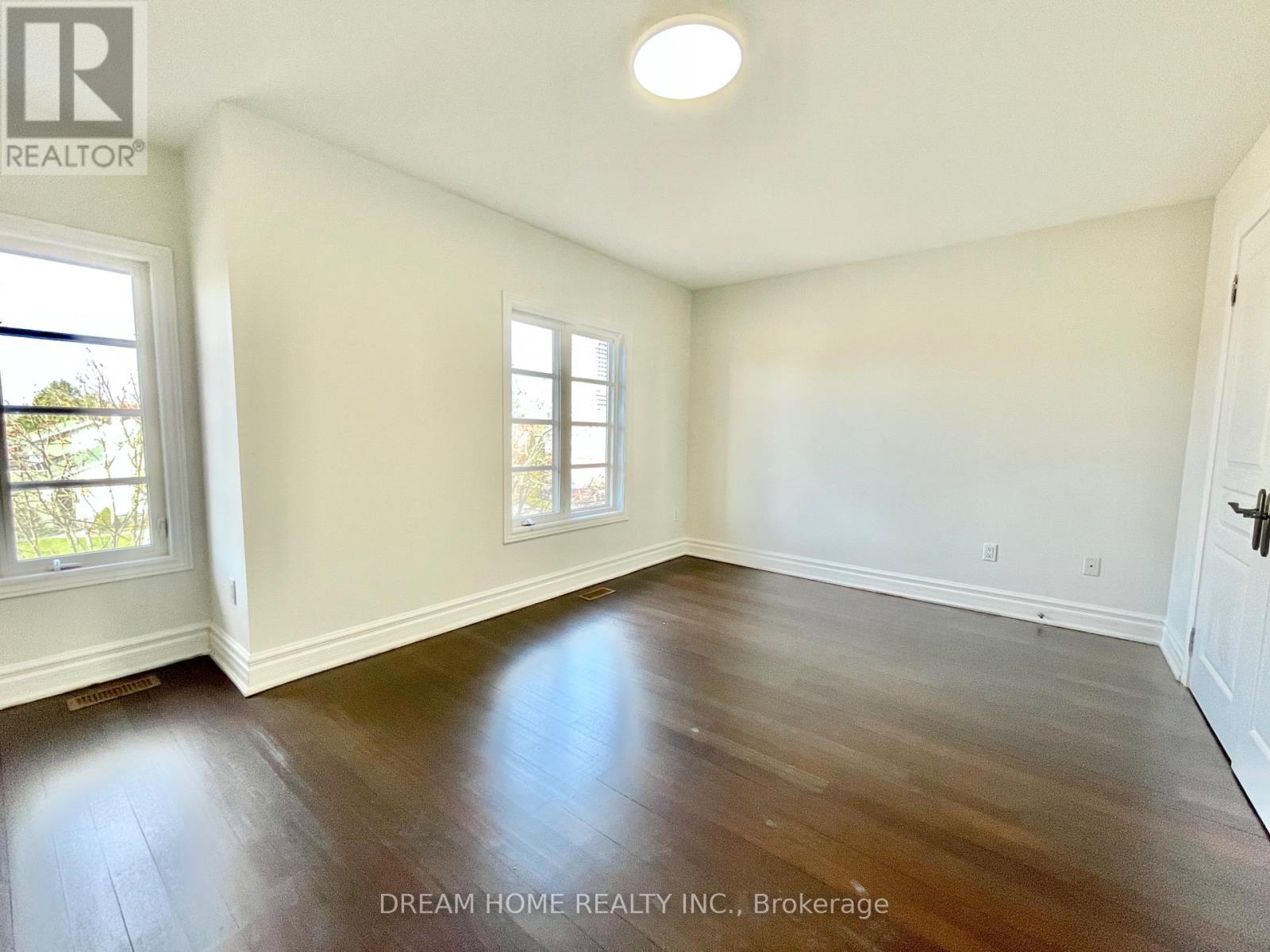 25a Oak Avenue, Richmond Hill, Ontario  L4C 6R5 - Photo 17 - N12564370