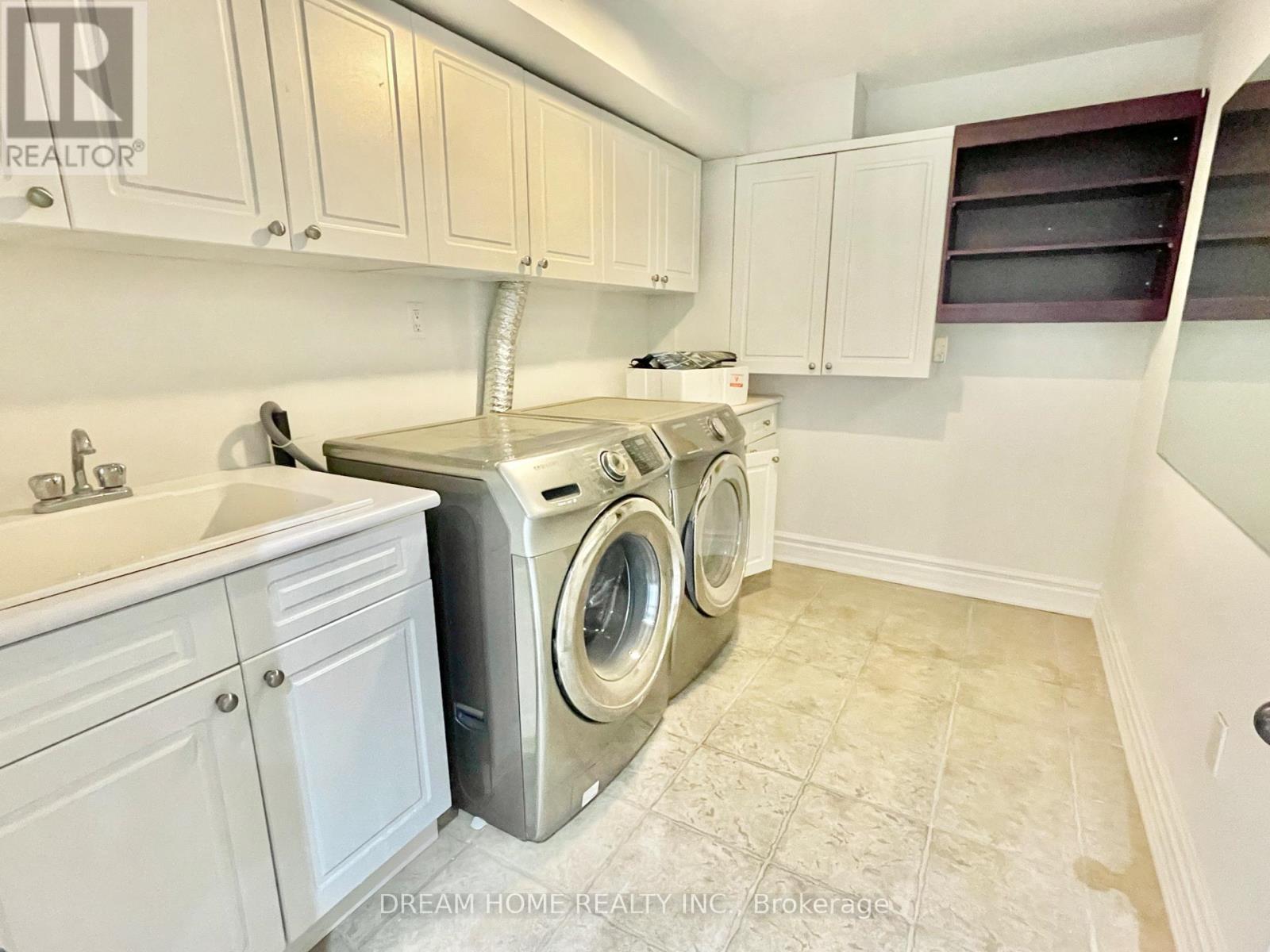 25a Oak Avenue, Richmond Hill, Ontario  L4C 6R5 - Photo 24 - N12564370