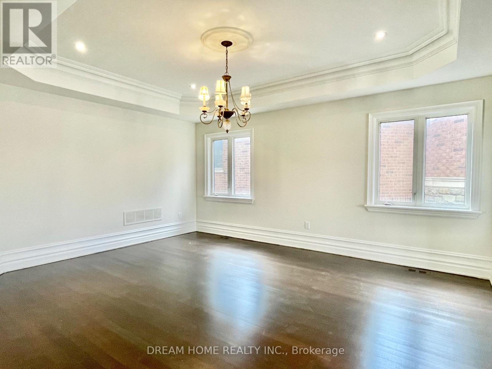 25a Oak Avenue, Richmond Hill, Ontario  L4C 6R5 - Photo 4 - N12564370